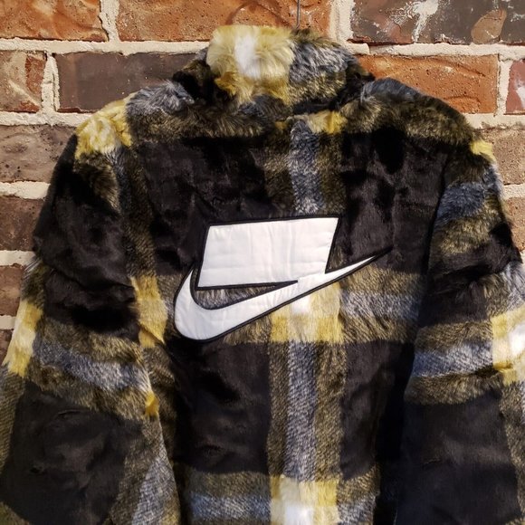 Nike Sportswear Oversized Plaid Faux Fur Jacket Coat Womens Sz XL NEW DD4541-010 - Picture 13 of 15